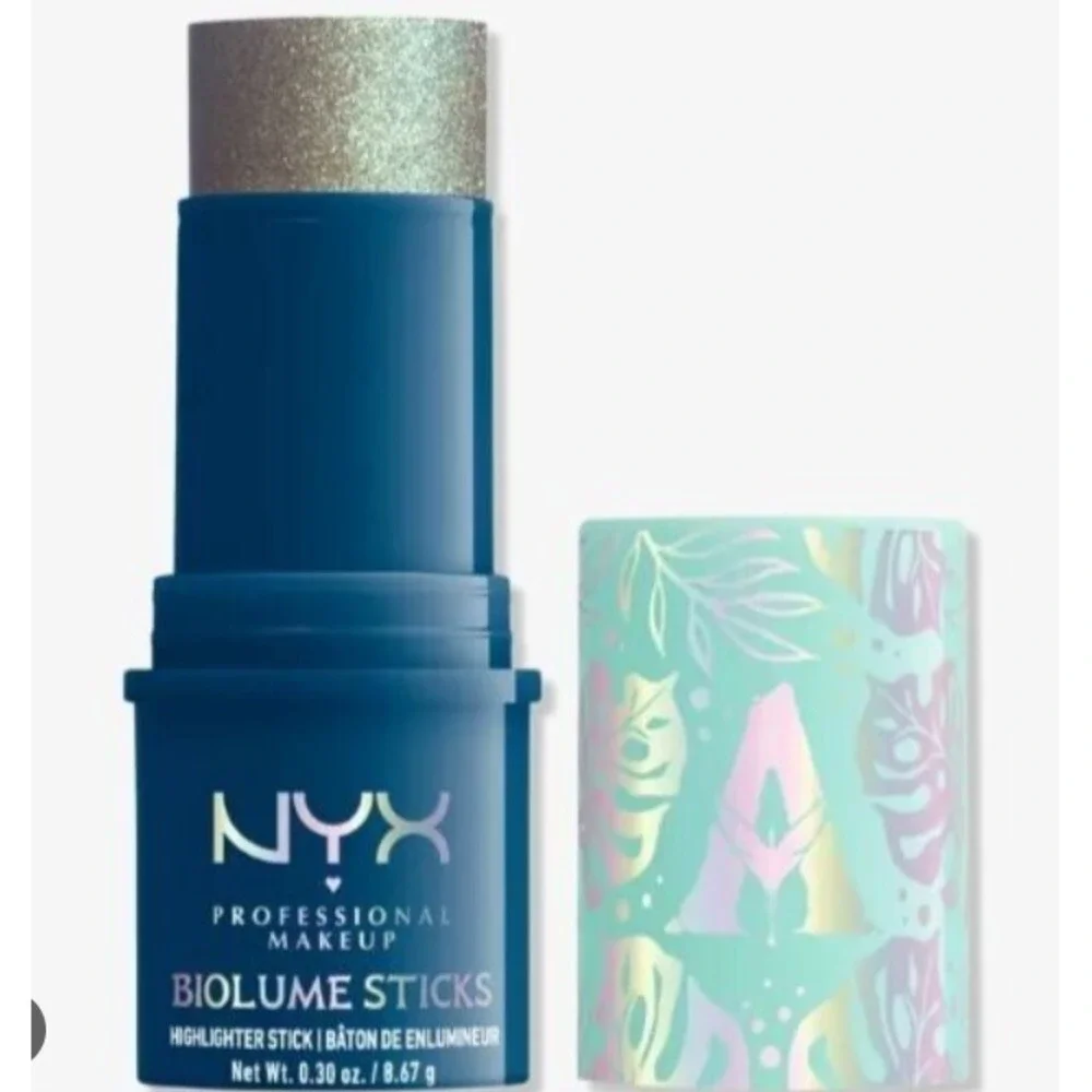 NYX Avatar The Way of Water Biolume Face and Body Highlight Stick Seagrass